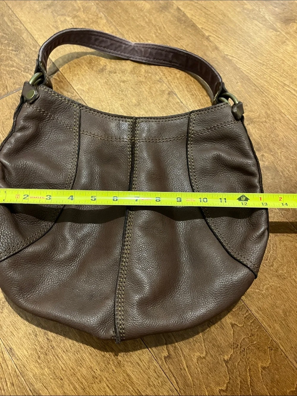 LUCKY BRAND dark brown leather slouchy shoulder/ hobo bag